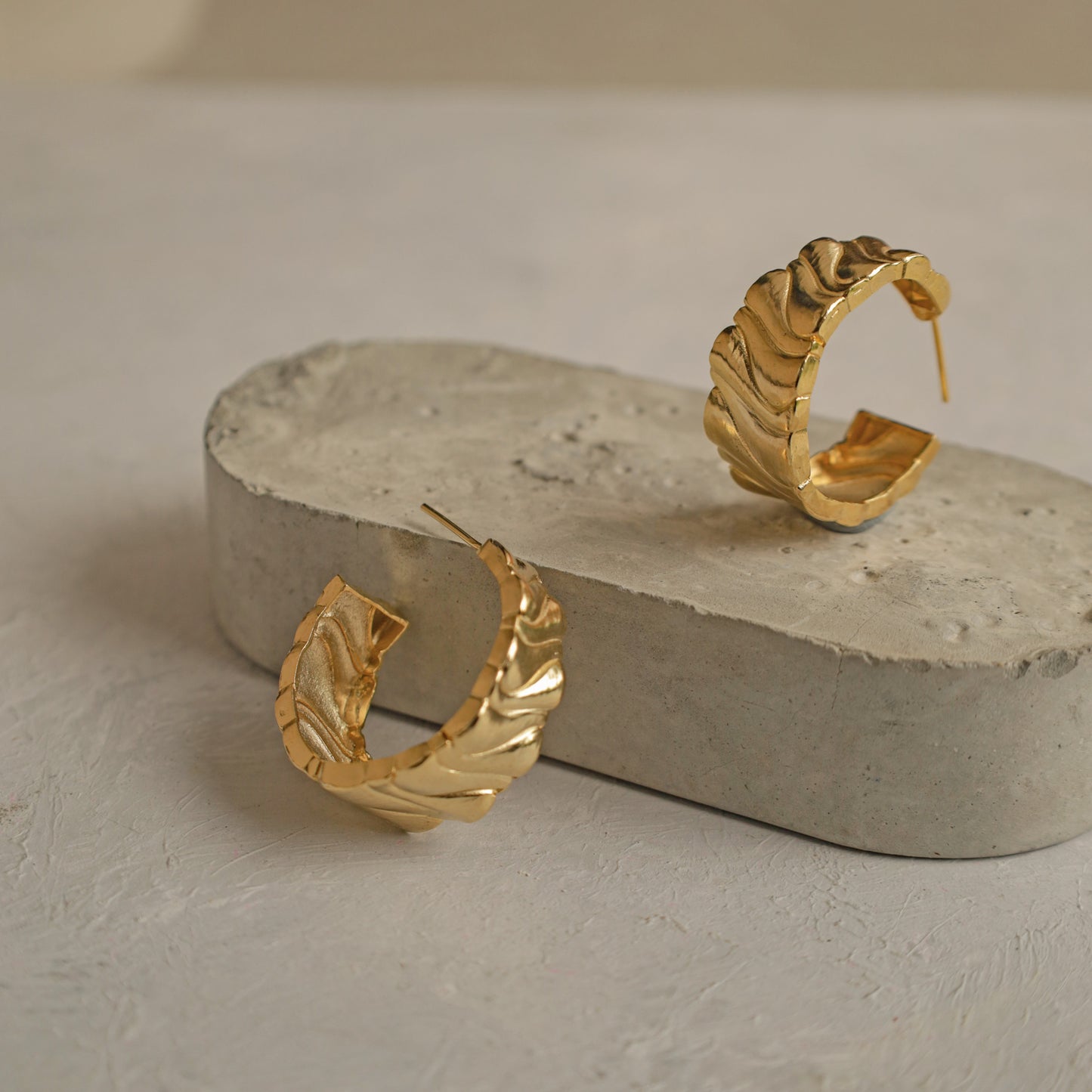 Golden Mia Hoops