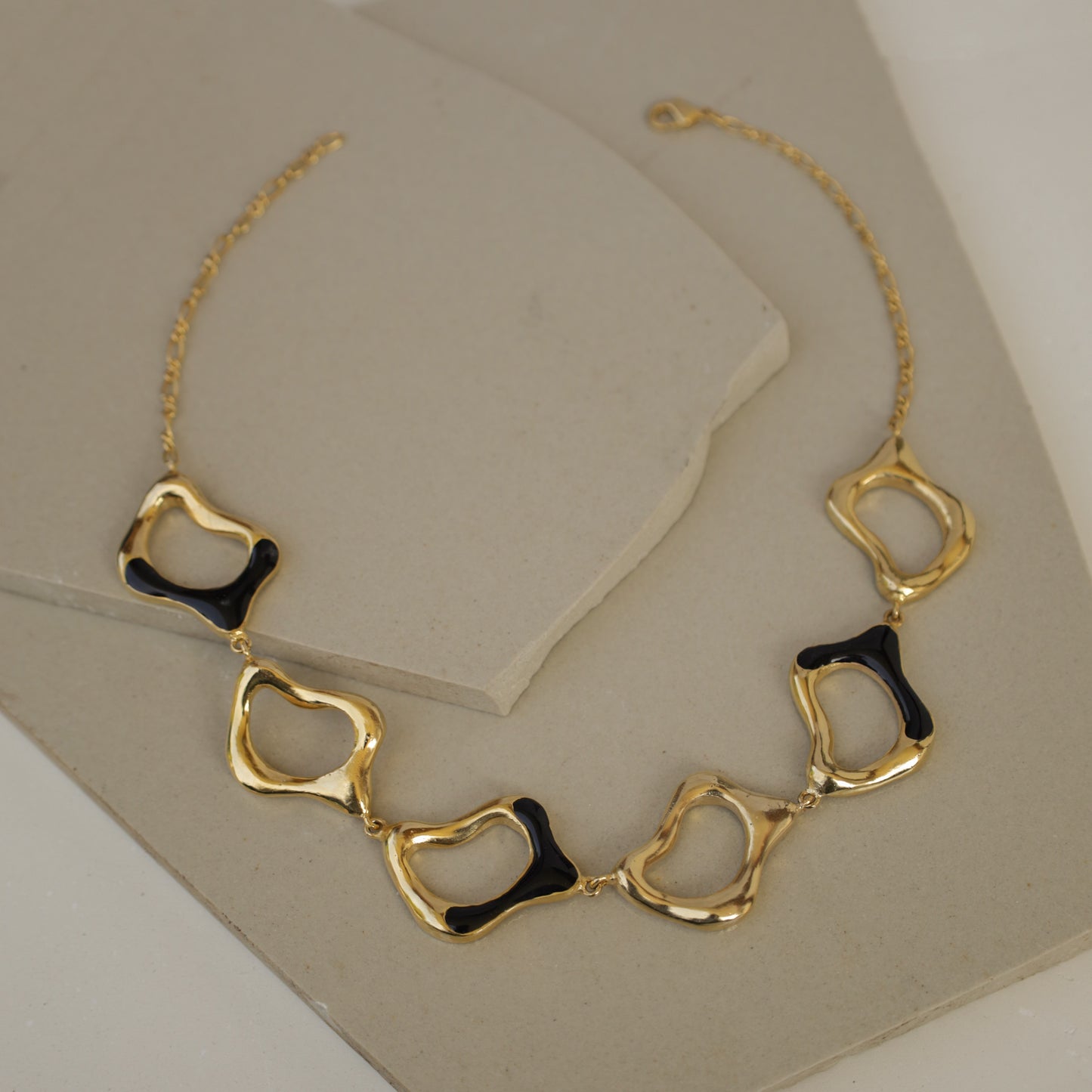 Theia Choker (Black)